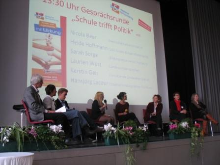 Bericht vom 5. Hessischen Demokratietag "Kinder- und Jugendrechte mitWirkung" am 30.11.2012 in Frankfurt