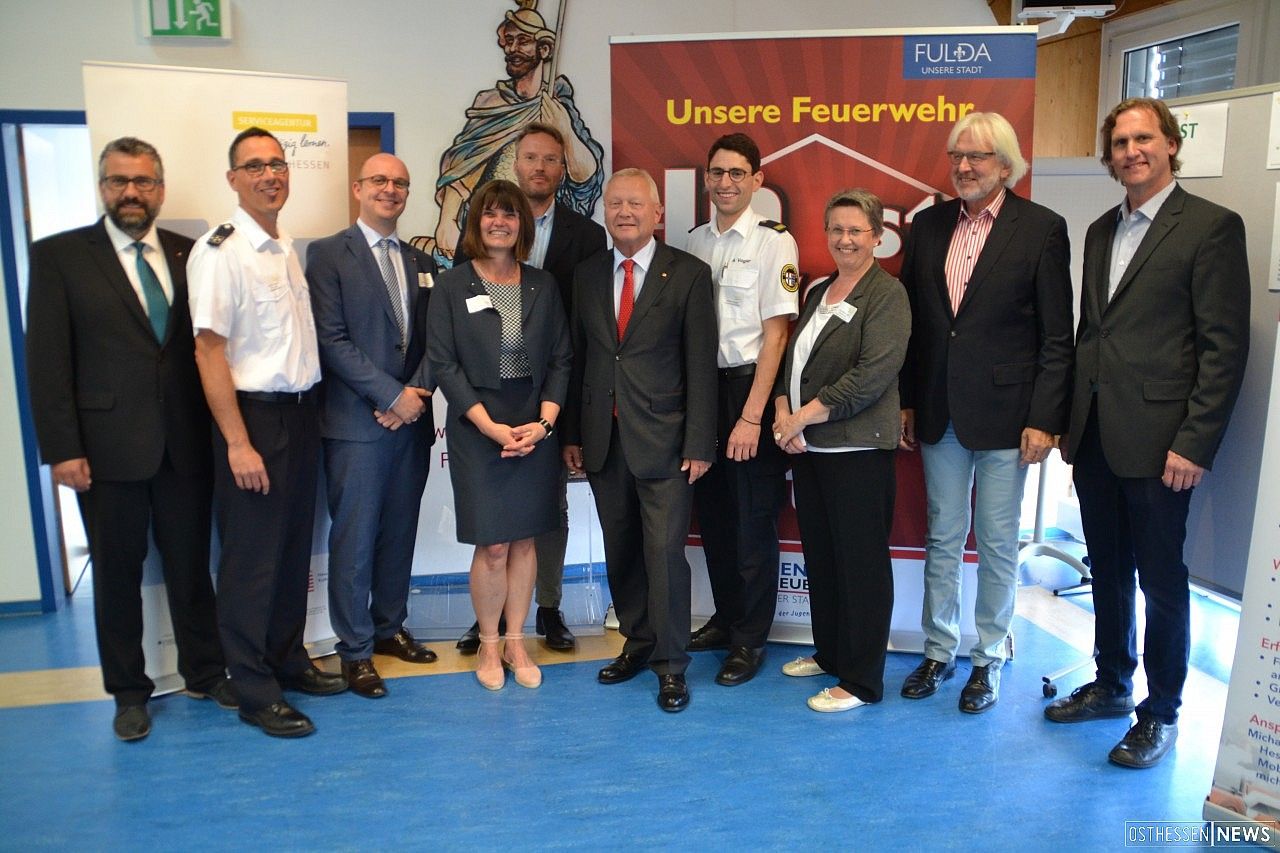 Mehr Ehrenamt an Schulen am Beispiel Feuerwehr, Fulda 23.05.2018 Mehr Ehrenamt an Schulen am Beispiel Feuerwehr, Fulda 23.05.2018