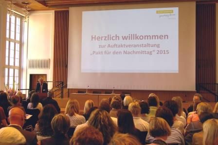 Dokumentation der Auftaktveranstaltung für Schulen im „Pakt für den Nachmittag“ (PfdN) am 15. Juni 2015 in Frankfurt
