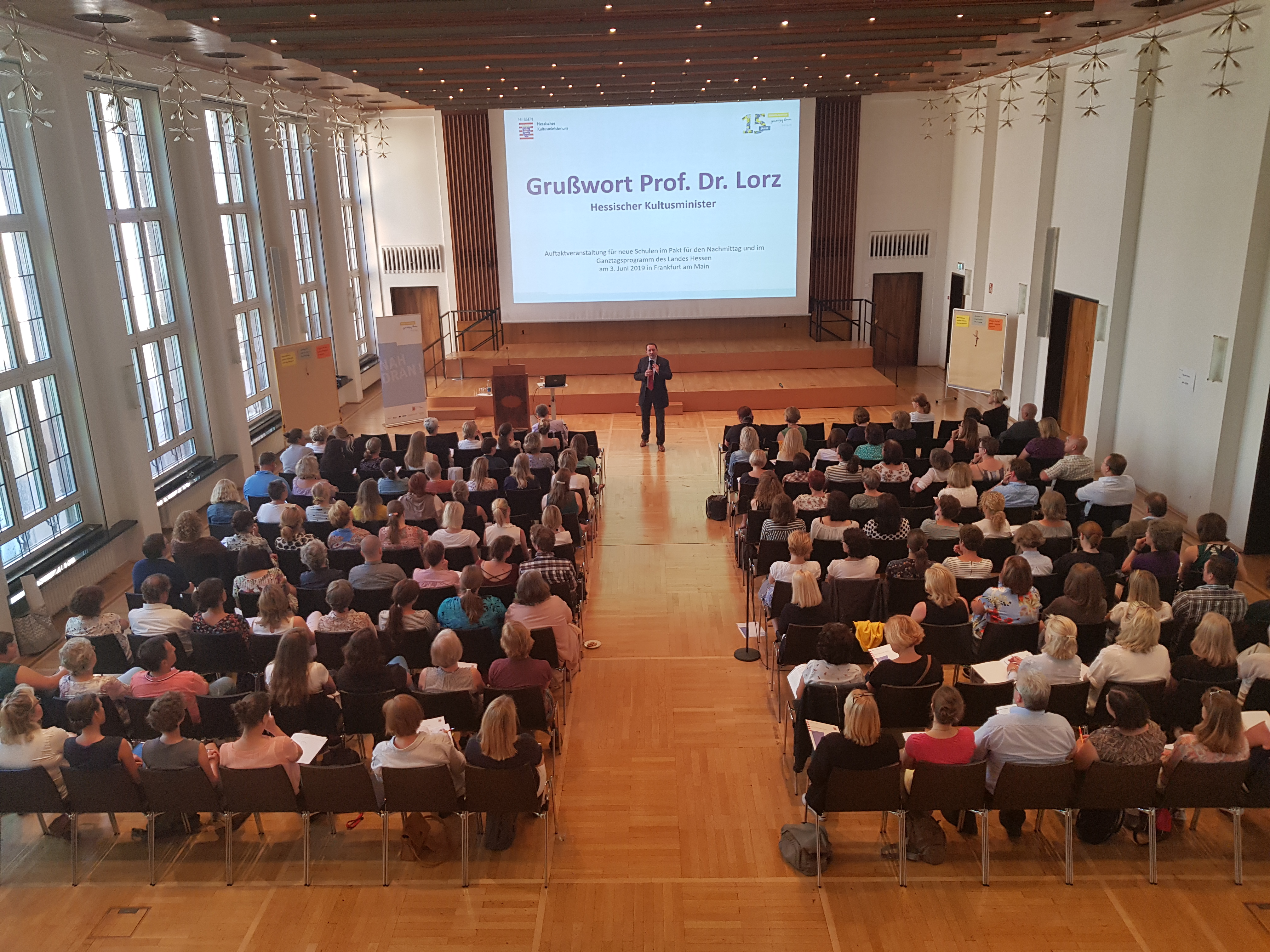Dokumentation der "Auftaktveranstaltung für neue Schulen im Pakt für den Nachmittag und im Ganztagsprogramm des Landes Hessen" am 03.06.2019 in Frankfurt am Main