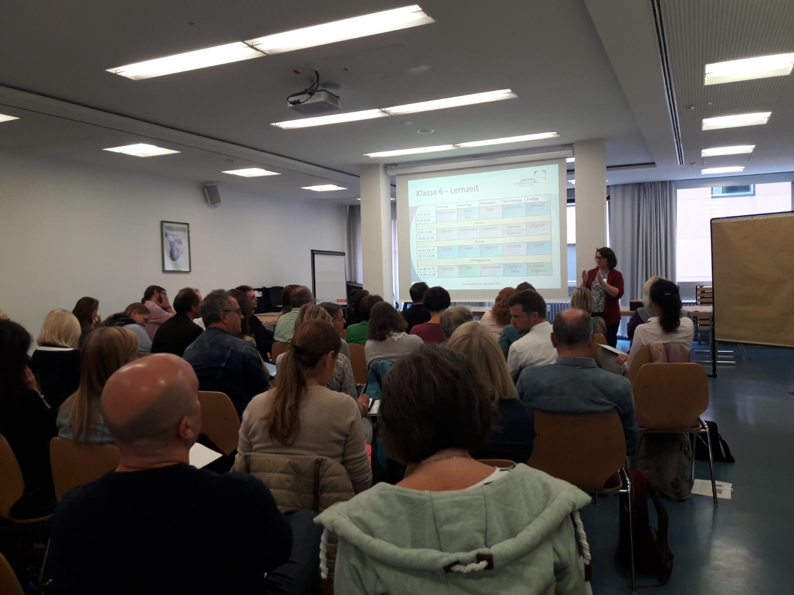 Galerie: Fortbildung „Lernzeitkonzepte und Rhythmisierungsmodelle für ganztägig arbeitende Gymnasien“ Galerie: Fortbildung „Lernzeitkonzepte und Rhythmisierungsmodelle für ganztägig arbeitende Gymnasien“
